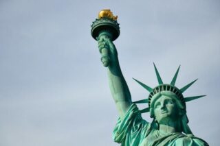 ¿Por qué la estatua de la Libertad es de color verde?