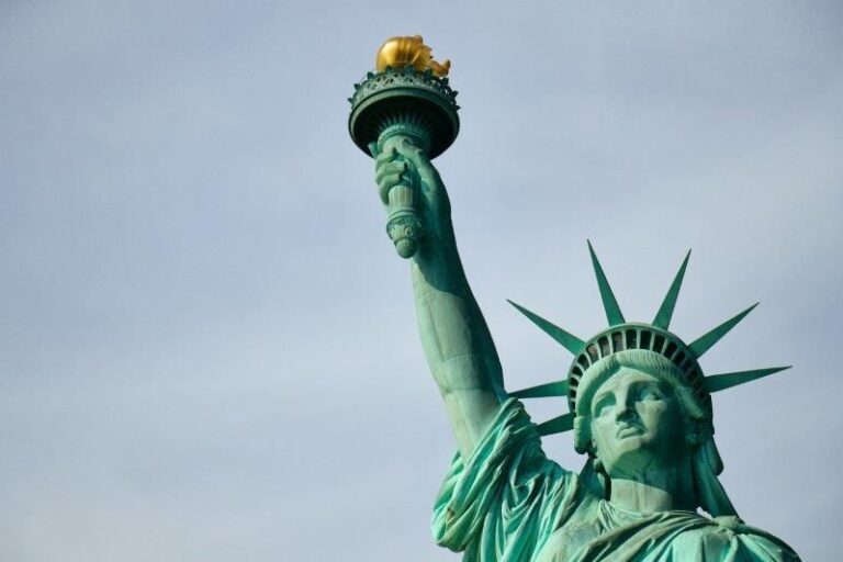 ¿Por qué la estatua de la Libertad es de color verde?