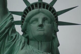 Subir a la corona de la Estatua de la libertad